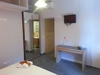 Gemini Suite Roma